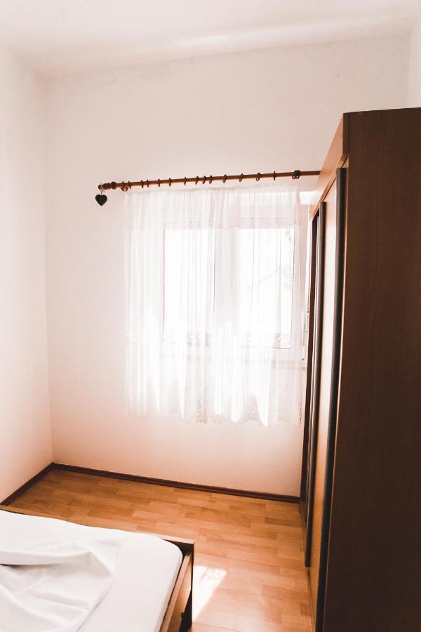 Apartmani Males Rogoznica  Zewnętrze zdjęcie