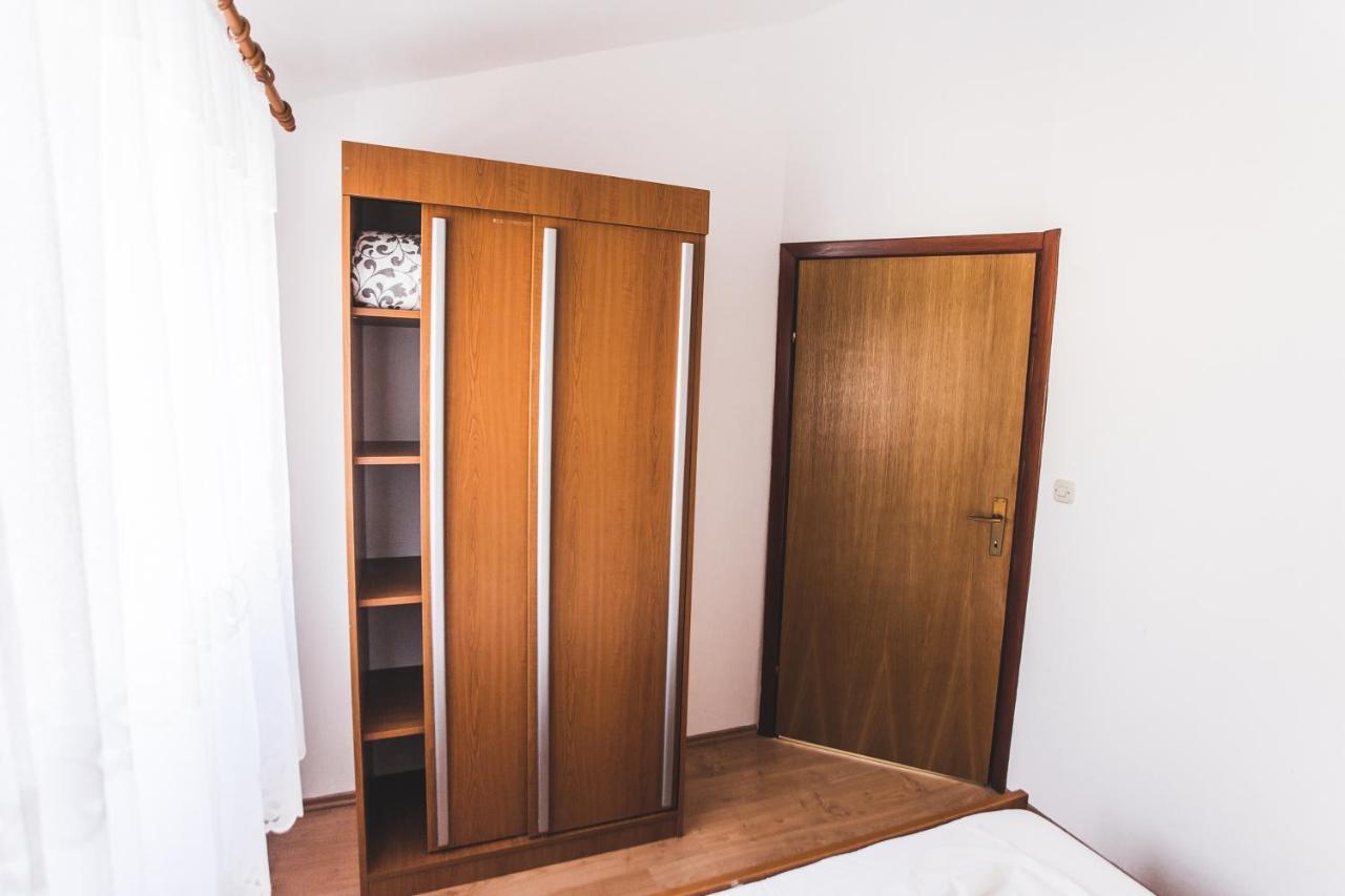 Apartmani Males Rogoznica  Zewnętrze zdjęcie